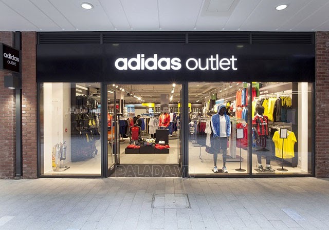 Cửa hàng Adidas outlet