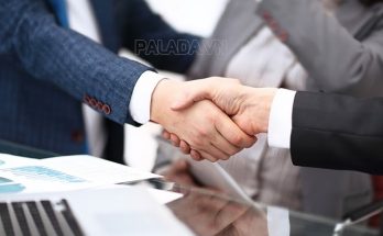 Stakeholders là các bên liên quan trong dự án