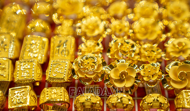 Vàng được sử dụng rộng rãi trong sản xuất trang sức 
