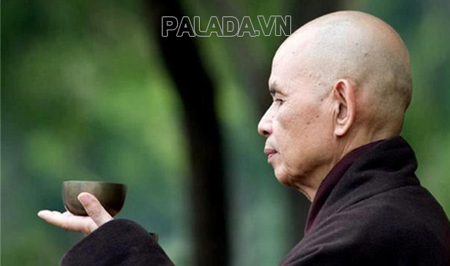 Thiền sư Thích Nhất Hạnh luôn sống giản dị và khiêm tốn, không màng vật chất