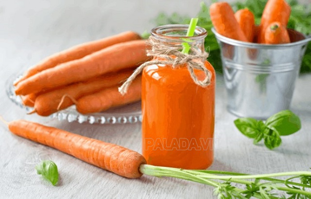 Thường xuyên uống nước ép cà rốt sẽ giúp huyết áp của bạn được ổn định hơn