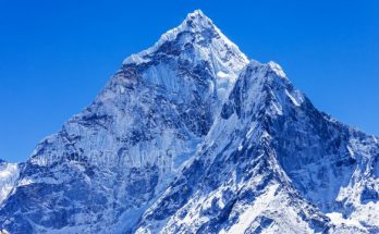 Đỉnh núi Everest - Ước mơ chinh phục “nóc nhà thế giới” của nhiều người