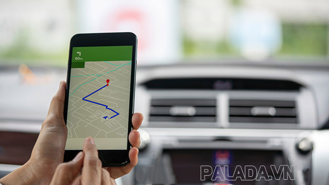 GPS hỗ trợ tìm đường đi với bản đồ