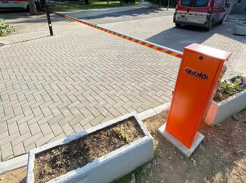 Loại barrier cần thẳng