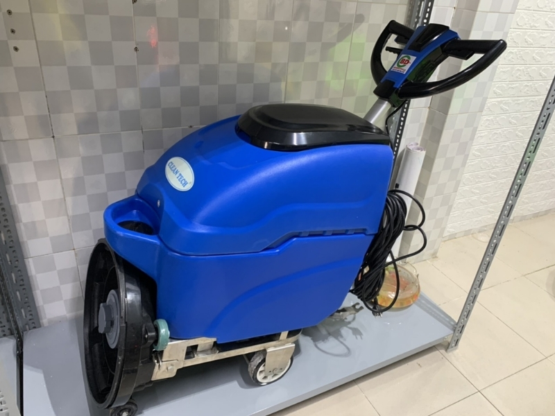 Bảo quản máy ở khu vực khô thoáng, có mái che chắn