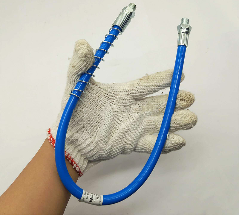 Lò xo giữ van bị yếu hoặc bị gãy