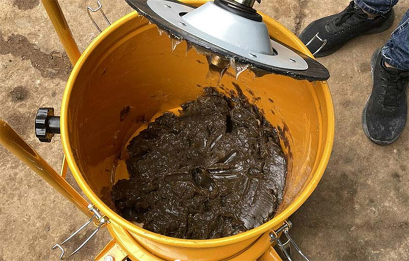 Mỡ quá đặc gây ảnh hưởng đến quá trình bơm