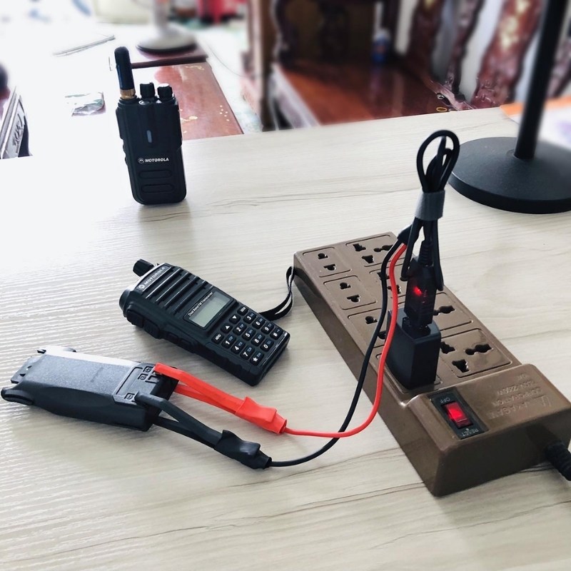 Sạc pin không đúng cách có nguy cơ cháy nổ cao